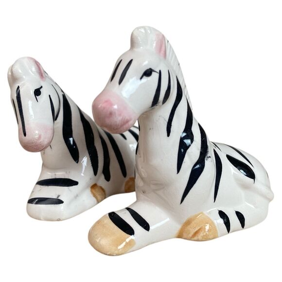 Vintage Zebra Salt & Pepper Shakers 2" Ceramic Pair  Retro Kitchen - Picture 2 of 7